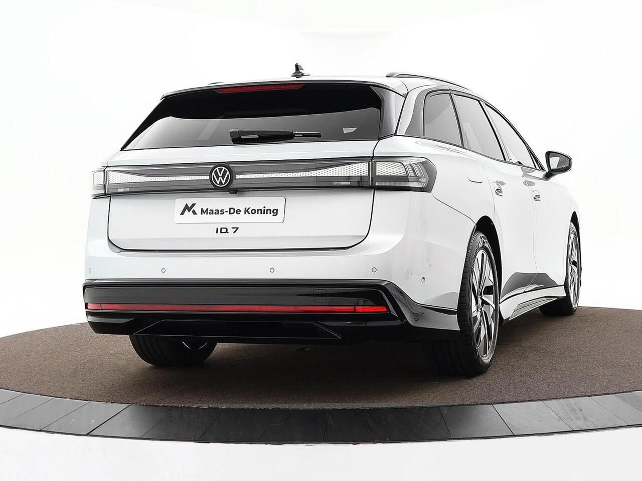 Volkswagen ID ID.7 Pro Limited Edition 77 kWh accu 286 pk · Trekhaak inklapbaar, met elektrische ontgrendeling ·