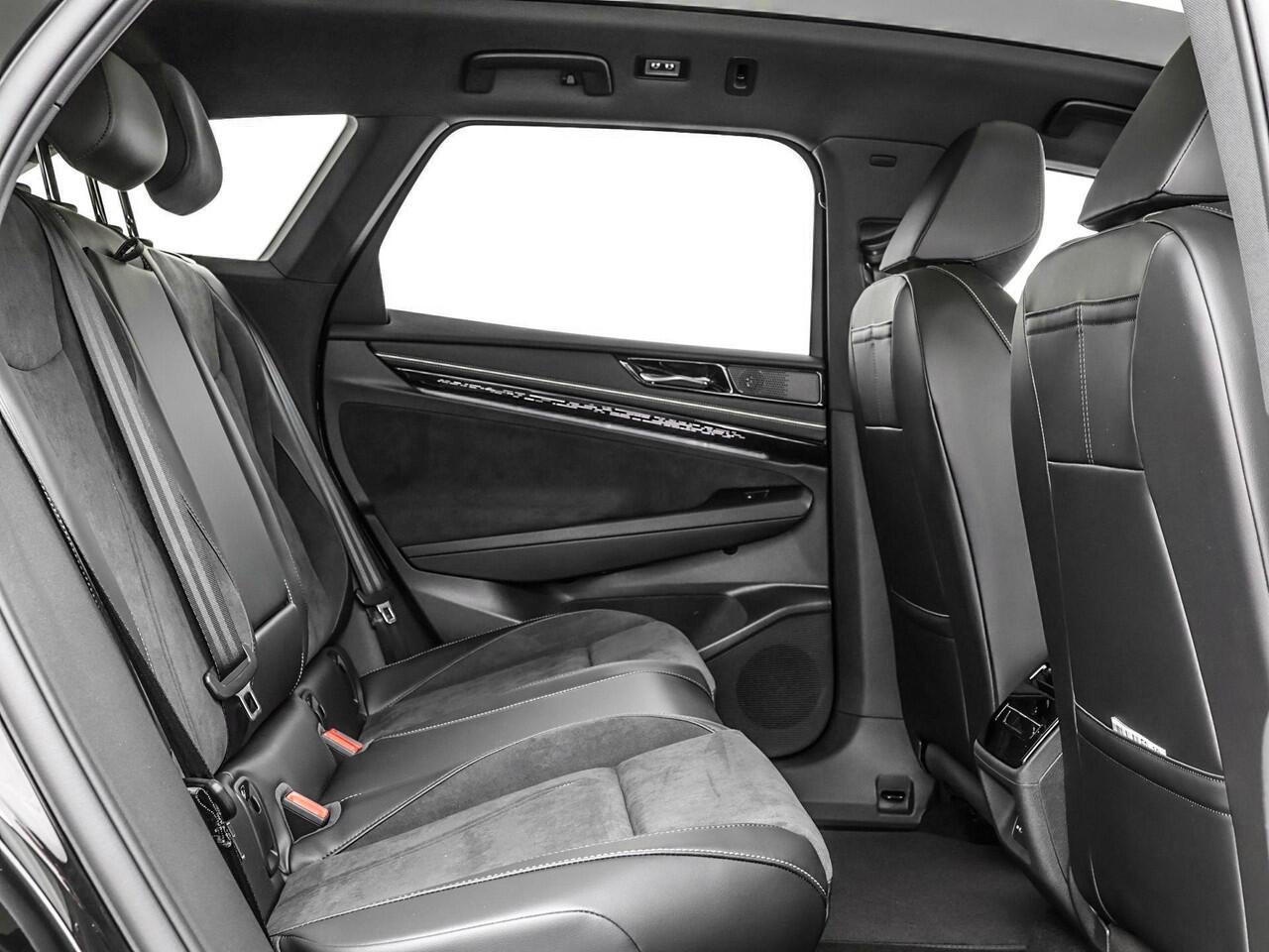 Volkswagen ID ID.7 Tourer Pro Limited Edition 77 kWh accu 286 PK 20" Trondheim l Exterieur Pakket Plus
