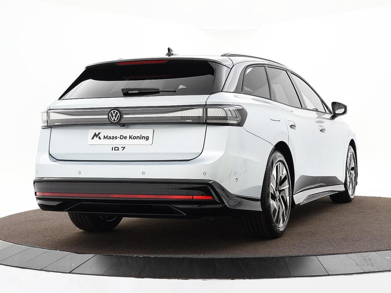 Volkswagen ID ID.7 Tourer Pro Limited Edition 77 kWh accu 286 PK · Draadloze telefoonlader · 360 camera · verwarmde voorstoelen · Trekhaak inklapbaar, met elektrische ontgrendeling · Voorraad OUTLET · Prijs is inclusief inruilpremie ·