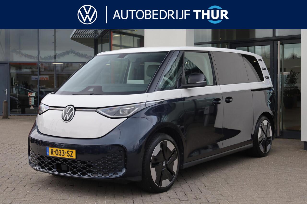 Volkswagen ID. Buzz Pro 8 Intro 77kWh 204PK / 150kW, Achteruitrijcamera (rear view), elektrisch uitklapbare trekhaak, DAB+, Lane Assist, adaptieve cruise control (acc), grootlichtassistent, 21'' LMV, draadloos telefoon opladen, geluidsimulator, verwarmbare vooruit, Apple Car