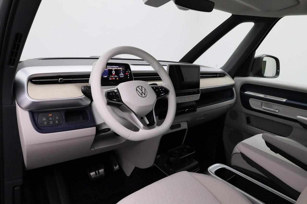 Volkswagen ID. Buzz 1st 77kWh 204 pk | IQ Light | Stuur-/stoelverwarming | Achteruitrijcamera | Navigatie | Adaptive Cruise
