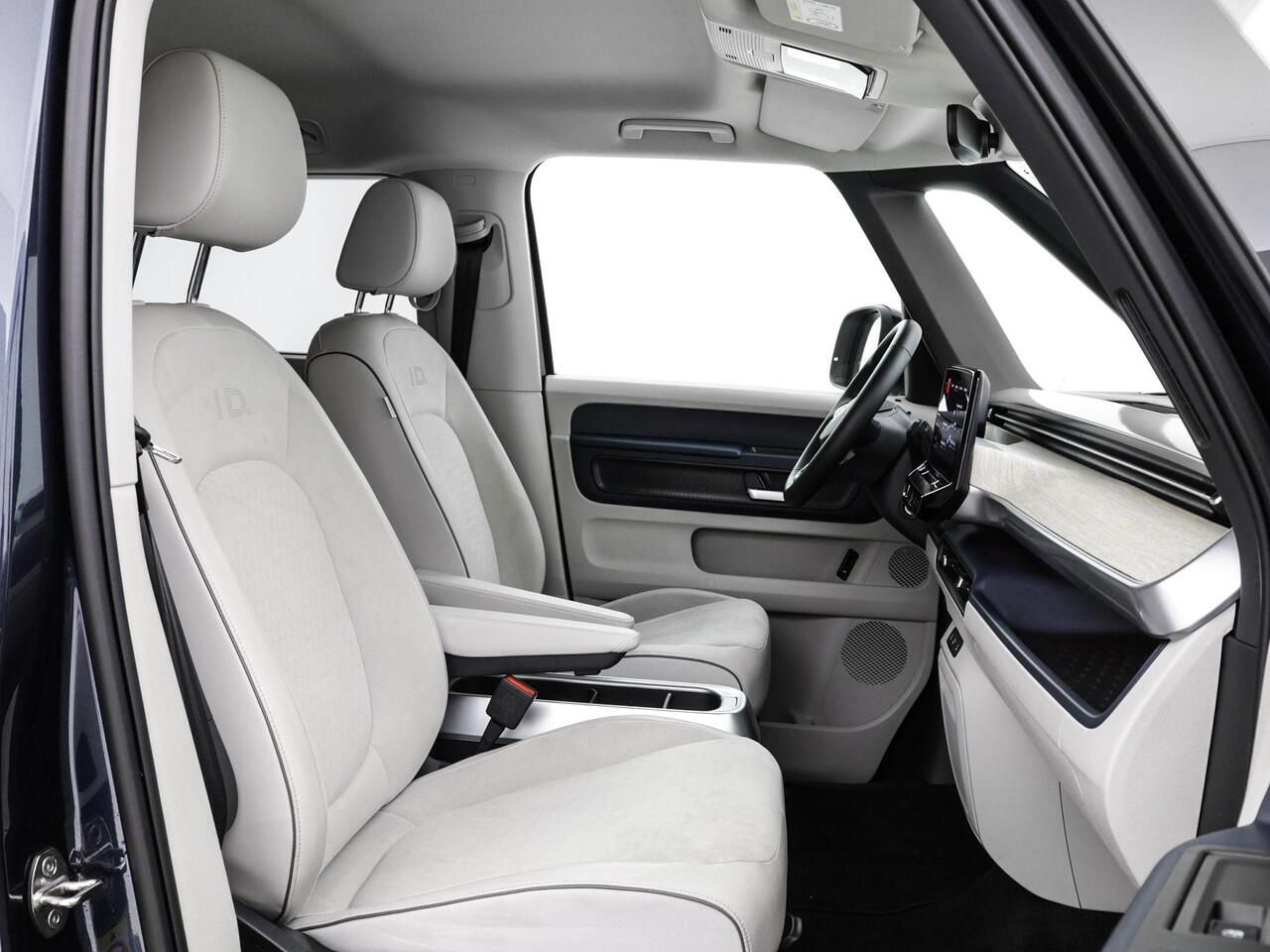 Volkswagen ID. Buzz 1st 204pk 77kWh · Camera · Elek. Schuifdeuren · Apple/Android Car Play · Elek. Achterklep · Keyless · 20'' Inch ·