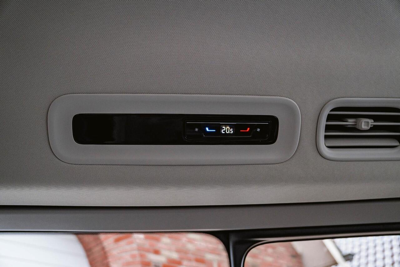 Volkswagen ID. Buzz 286pk Pro 86 kWh LWB 7persoons | ACC | E-klep |