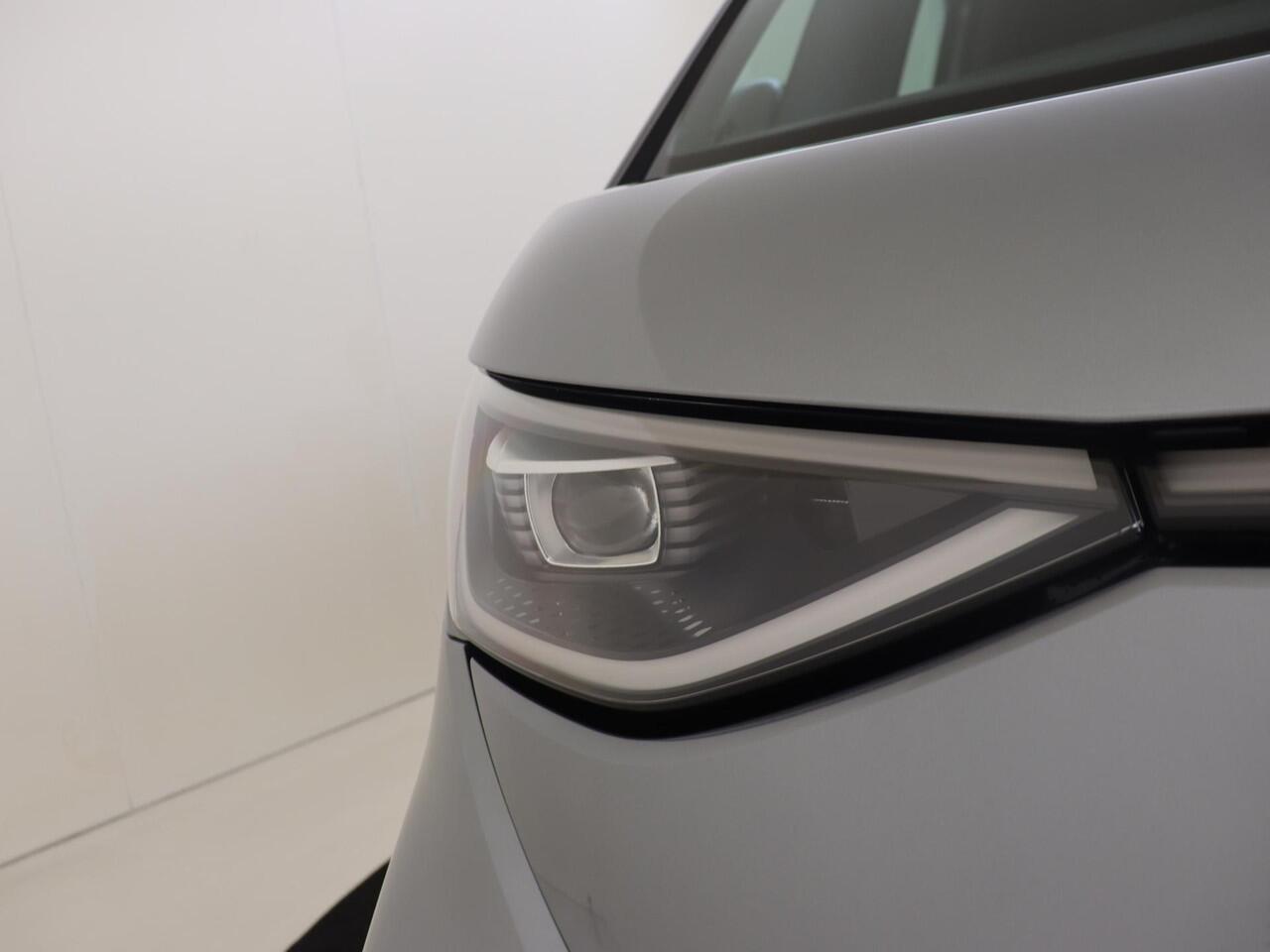 Volkswagen ID. Buzz GTX 250 kW (340 pk) 4M Elektromotor 7pers | 7 zits pakket | Bekleding, 'ArtVelours' GTX Premium | Velgen 'Caracas', 21 inch lichtmetaal | Open & Close Pakket Plus |