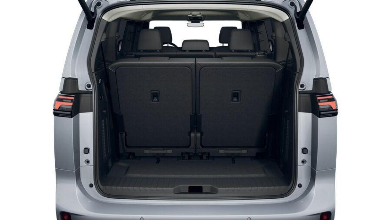 Volkswagen ID. Buzz Pro Bulli Limited 286pk 86 kWh LWB | 7-zits | Trekhaak | Design pakket | Open & Close pakket |