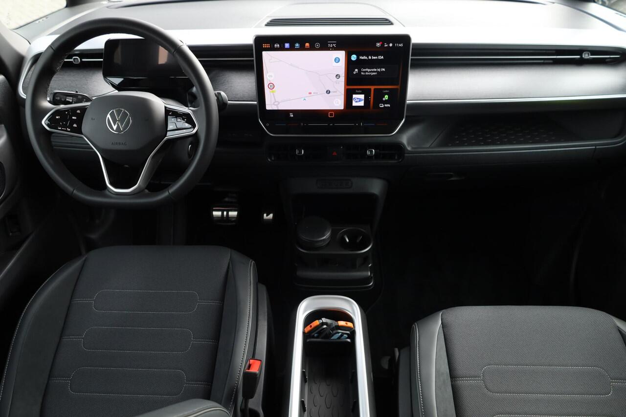 Volkswagen ID. Buzz Pro Bulli Limited Edition 86 kWh LWB 7p. 286PK / 210kW, LED Matrix (IQ.Lights), 360° rondomzichcamera (area view), head-up display, 3-zone Climatronic, Soundsysteem "Harman Kardon", Apple Carplay & Android Auto, verwarmbare voorstoelen, verwarmbaar stuurw