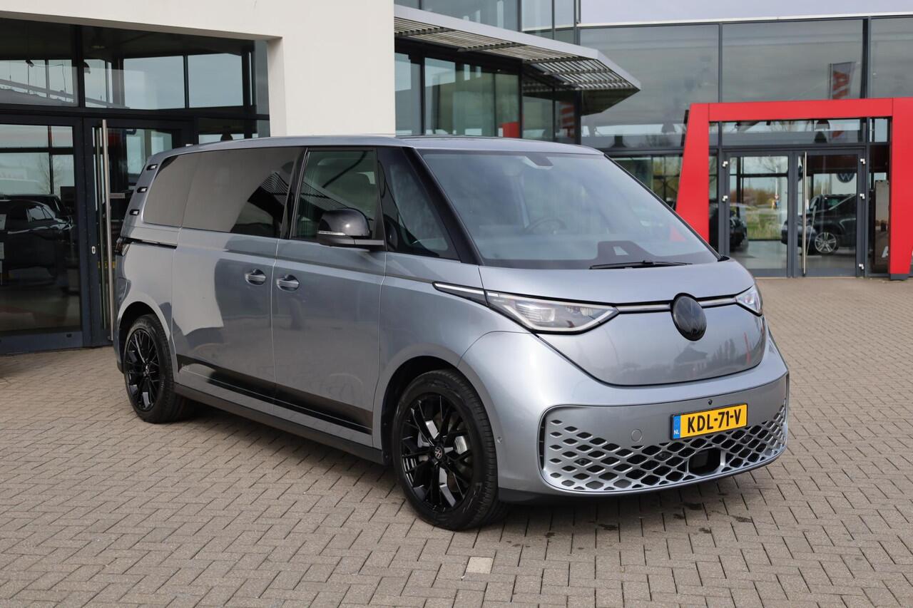 Volkswagen ID. Buzz Pro Bulli Limited Edition 86 kWh LWB 7p. 286PK / 210kW, LED Matrix (IQ.Lights), 360° rondomzichcamera (area view), head-up display, 3-zone Climatronic, Soundsysteem "Harman Kardon", Apple Carplay & Android Auto, verwarmbare voorstoelen, verwarmbaar stuurw