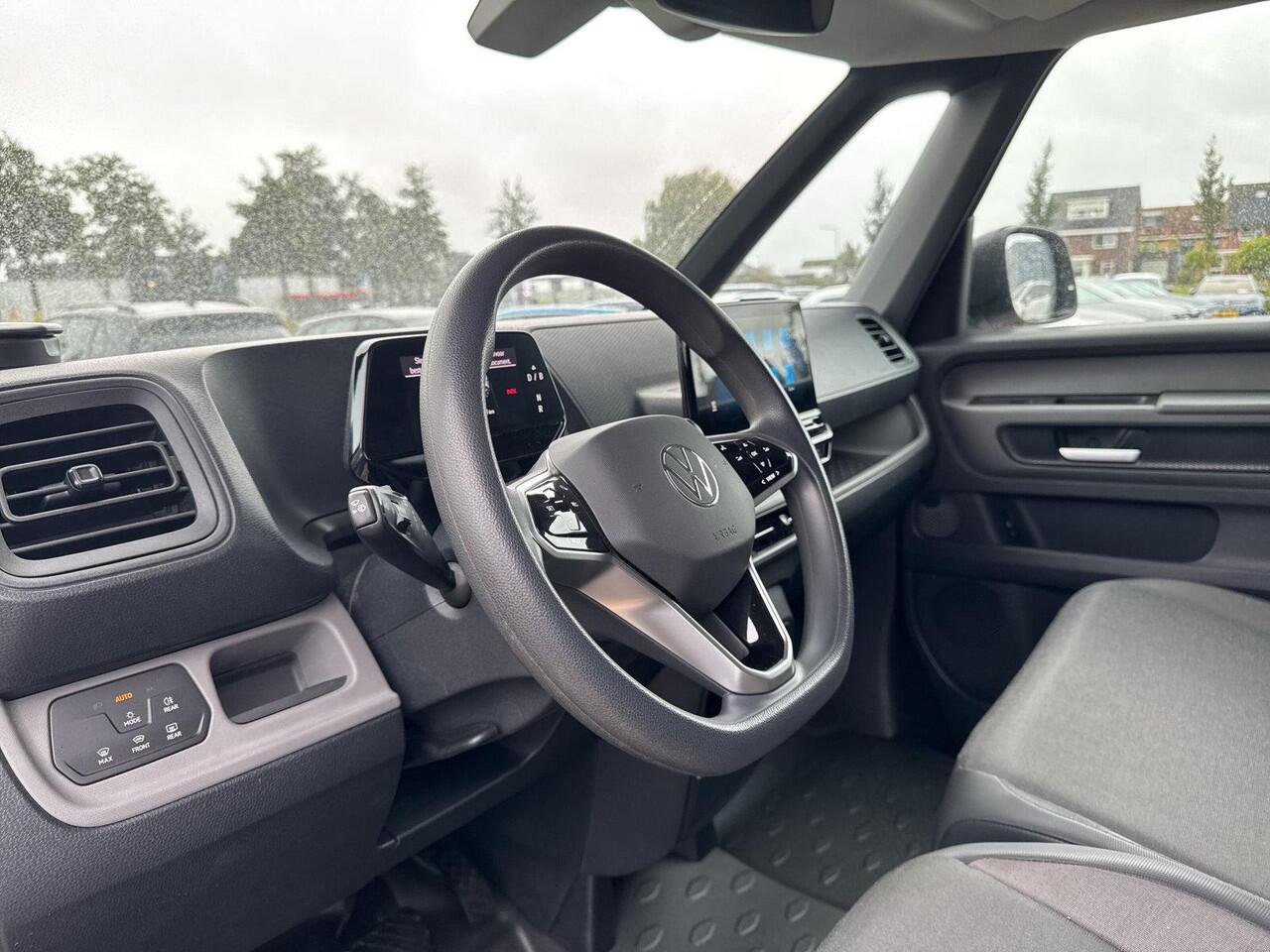 Volkswagen ID. Buzz Cargo 77 kWh L1 | Trekhaak | Camera | SOH 97% |