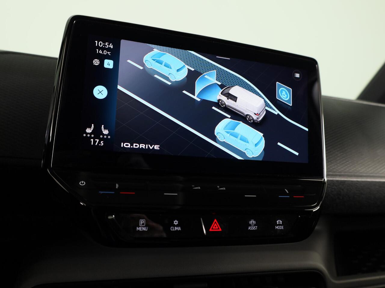 Volkswagen ID. Buzz Cargo 77 kWh 204 pk | Navigatie via App | Trekhaak (wegklapbaar) | Partkeersensoren | Achteruitrijcamera | Stoelverwarming |