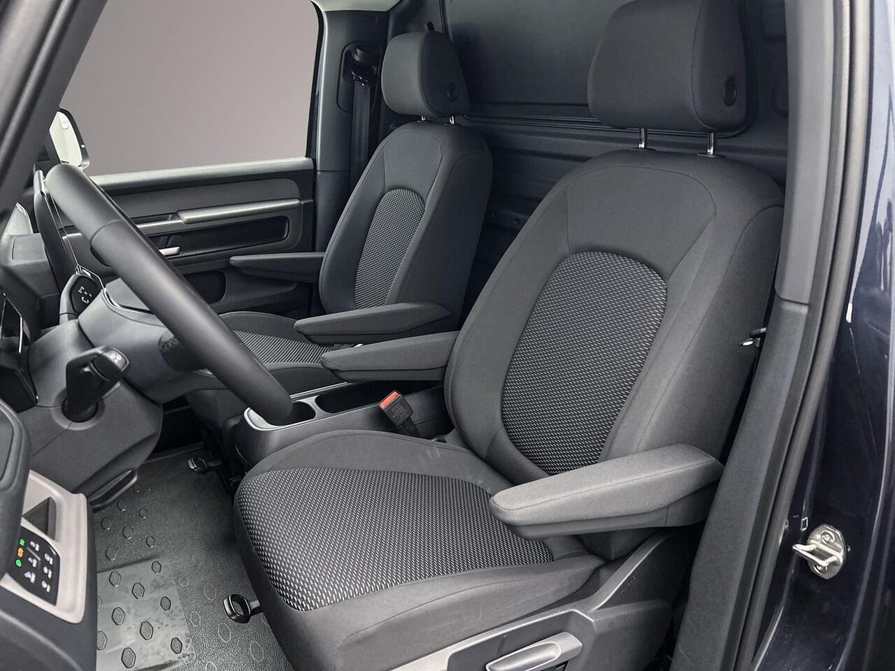 Volkswagen ID. Buzz Cargo Anniversary Edition 286pk 79 kWh > netto prijs excl. BTW en kosten rijklaarmaken <