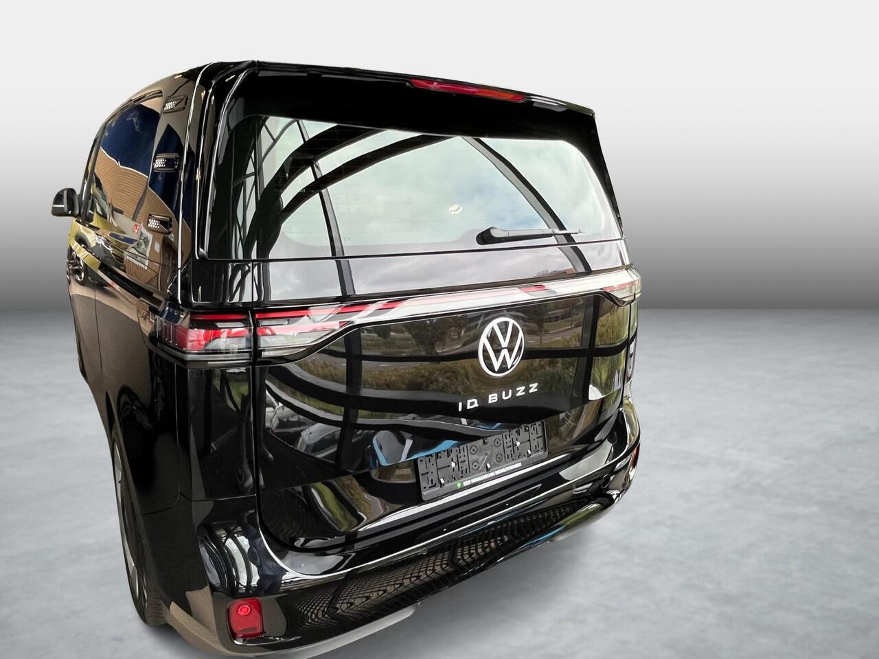 Volkswagen ID. Buzz Cargo Bedrijfswagens Anniversary Edition 4M 340 pk 250 kW elektromotor | 4 Motion | Achteruitrijcamera (Rear View) inclusief 360 graden camera (Area View) | Assistance Pakket Plus | Digitale radio-ontvangst (DAB+) | Navigatie 'Discover Pro' | Anniversary Editio