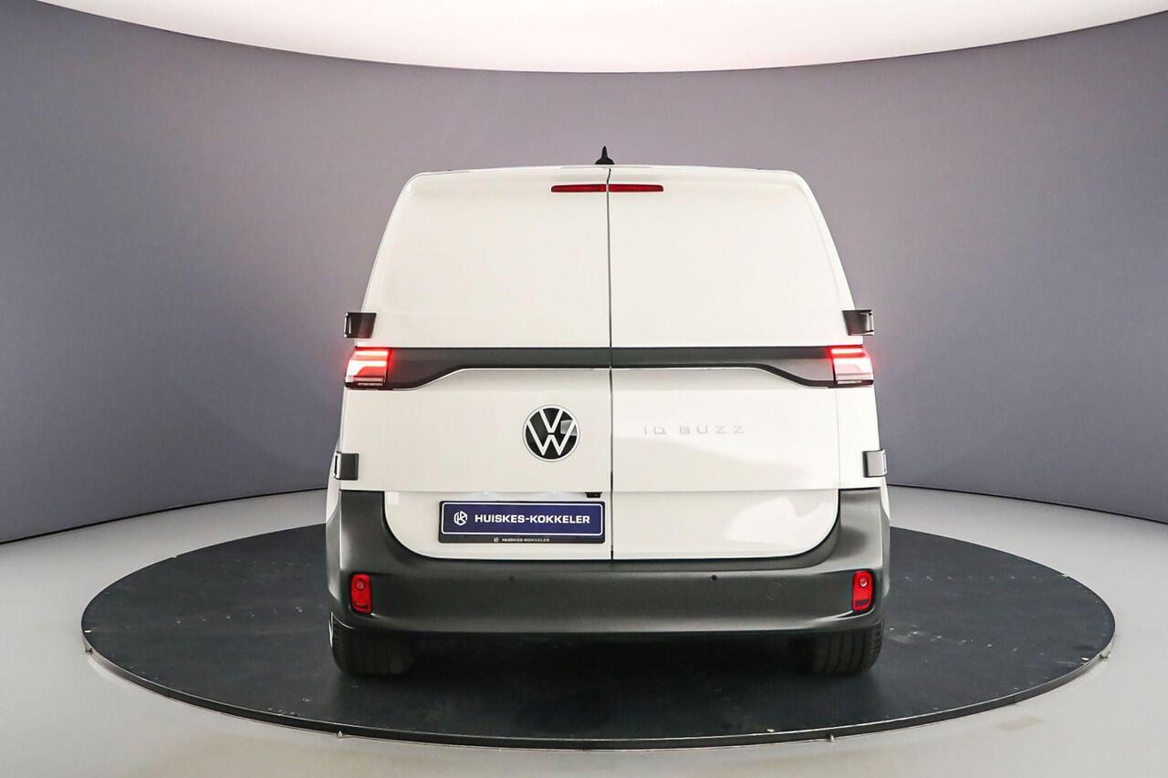 Volkswagen ID. Buzz Cargo Economy Business 59 kWh 170pk > Netto-ACTIE-Prijs; bij koop of leasen via HK / excl. kosten rijklaarmaken < | ACC | All-season banden | Achteruitrijcamera |