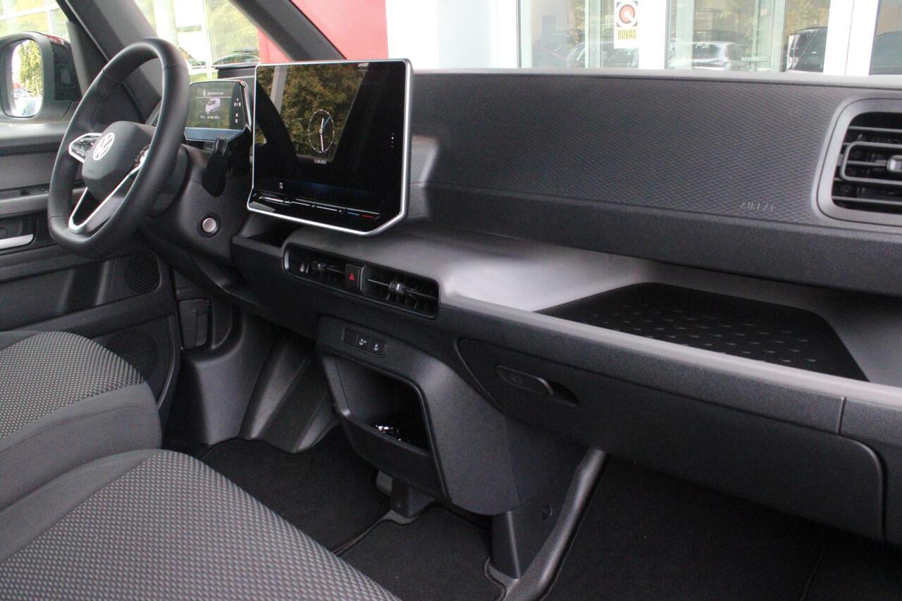 Volkswagen ID. Buzz Cargo 79 kWh | TREKHAAK ELEKTRISCH WEGKLAPBAAR | LAADRUIMTE PAKKET | STOEL/VOORRUIT VERWARMING | ELEKTRISCH BEDIENBARE SCHUIFDEUR | NAVIGATIE DISCOVER PRO | DRAADLOZE APPLE CARPLAY/ANDROID AUTO | CLIMATE CONTROL | ACHTERUITRIJ CAMERA | DODEHOEK DETECTIE | ADAPT