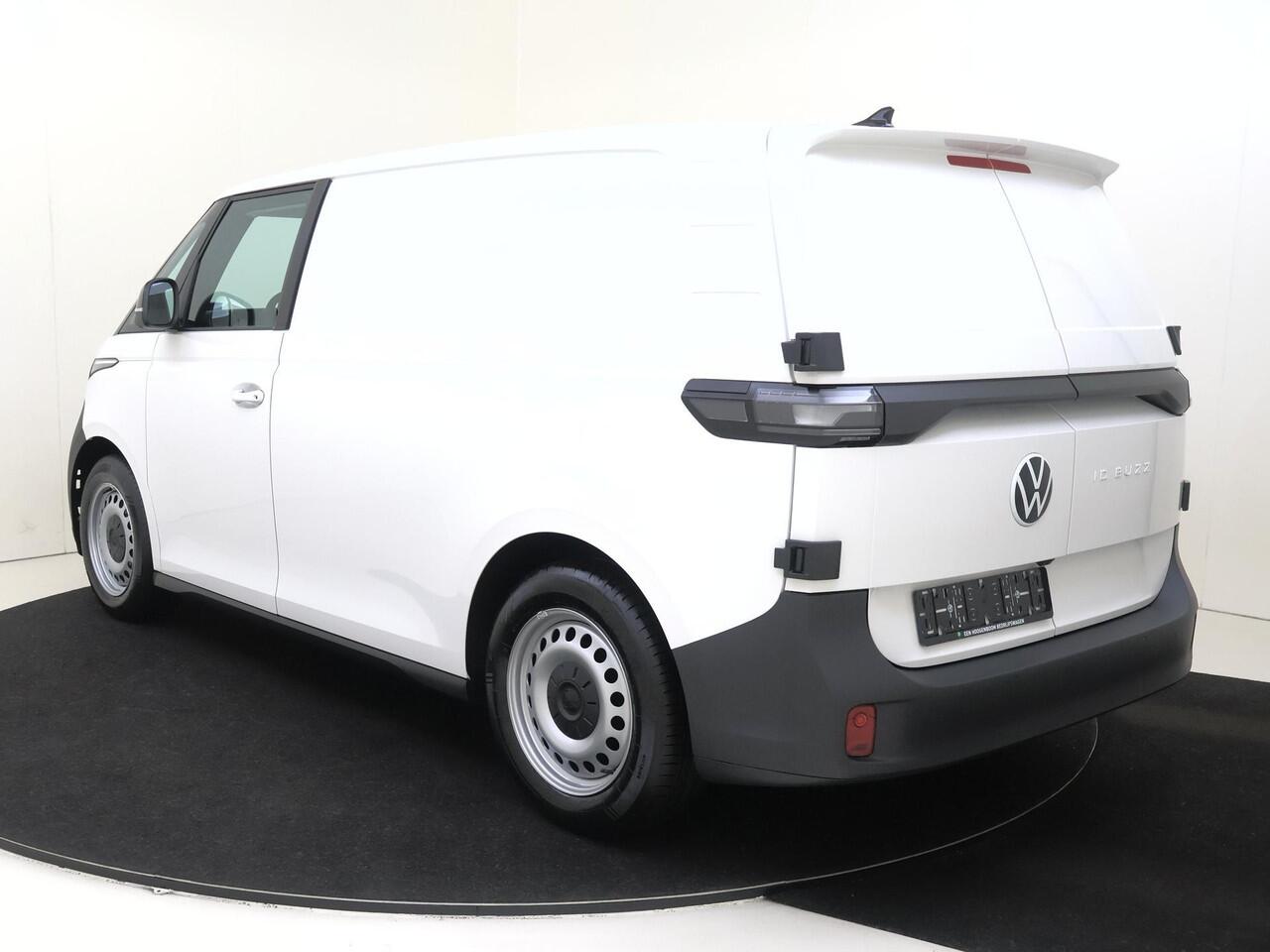 Volkswagen ID. Buzz Cargo Bedrijfswagens Economy Business 210 kW (286 pk) Elektromotor | Voorstoelen verwarmbaar | Bekleding, stof robuust | 360 graden camera | Trekhaak | Assistance pakket plus |