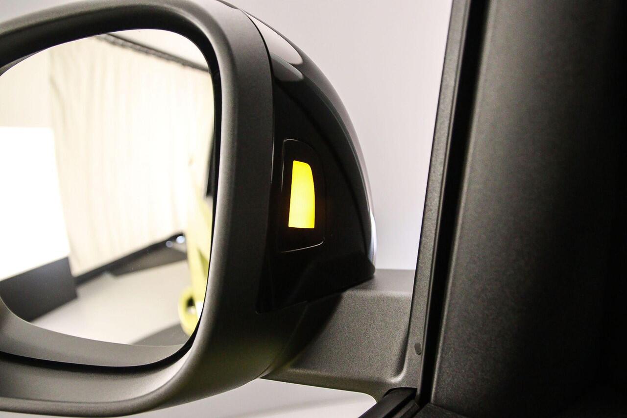 Volkswagen ID. Buzz Cargo Anniversary Edition 286pk 79 kWh > netto ACTIEprijs excl. BTW en kosten rijklaarmaken < | Trekhaak | Achterdeuren | Alarm |