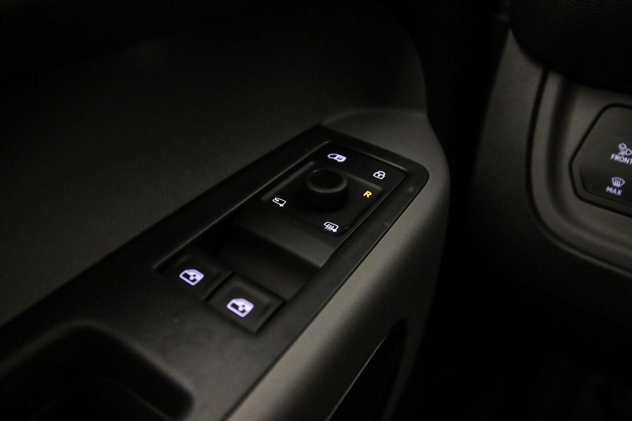 Volkswagen ID. Buzz Cargo Anniversary Edition 286pk 79 kWh > netto ACTIEprijs excl. BTW en kosten rijklaarmaken < | Trekhaak | Achterdeuren | Alarm |