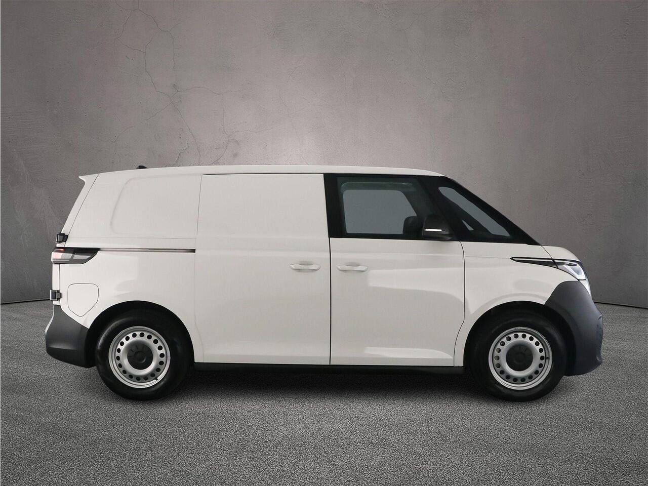 Volkswagen ID. Buzz Cargo Economy Business 79kWh 286pk > Netto-ACTIE-Prijs; bij koop of lease via HK / excl. kosten rijklaarmaken < | ACC | All-season banden | Achteruitrijcamera | Trekhaak