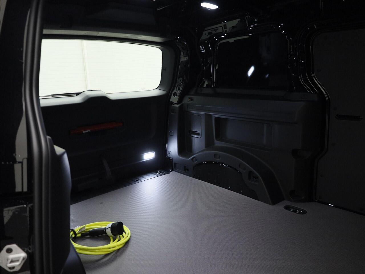 Volkswagen ID. Buzz Cargo Bedrijfswagens Bulli Edition 79kWh 340pk 4Motion 731097