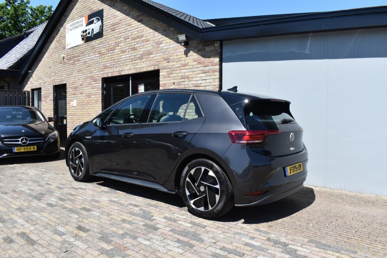Volkswagen ID.3 FIRST 58 KWH, ACC, Apple Carplay, Navi