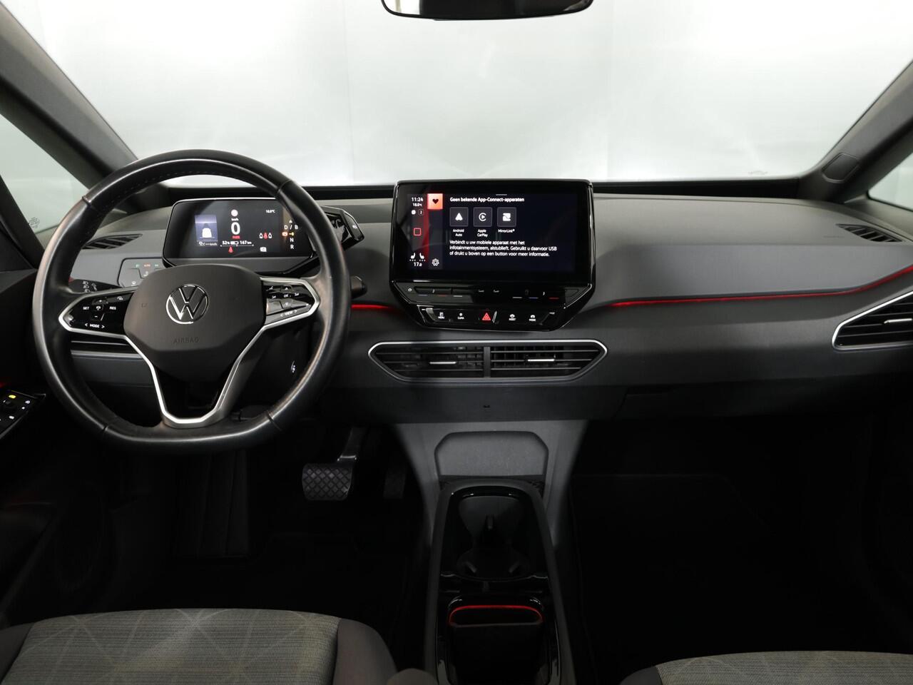 Volkswagen ID.3 Life 58 kWh 204 pk | Navigatie | Parkeersensoren | SOH 89% | Adaptieve cruise control | LED koplampen | Stoelverwarming |