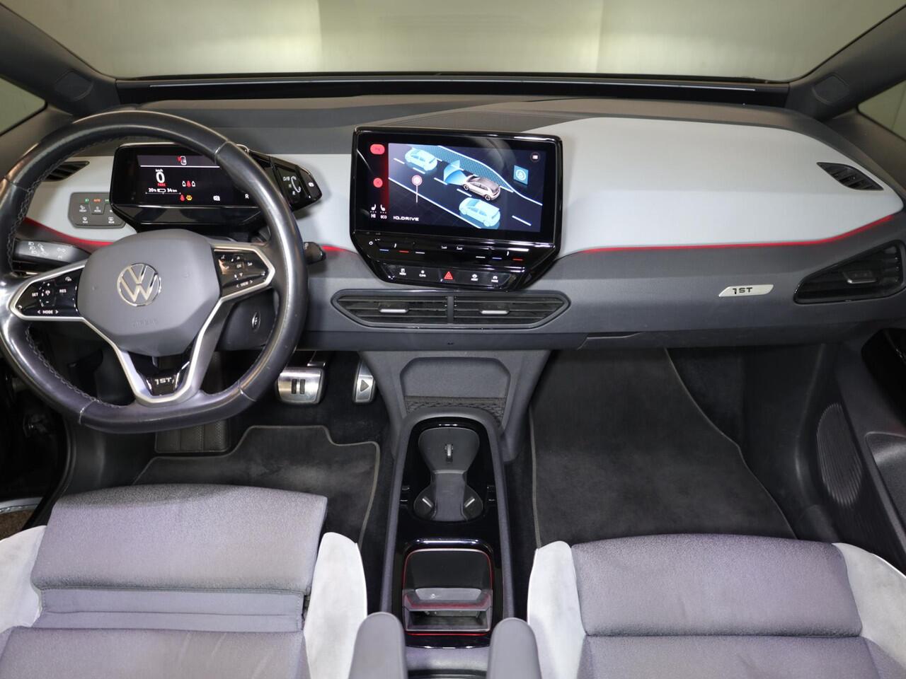 Volkswagen ID.3 First Max 58 kWh 204pk | Navigatie | Parkeersensoren | Keyless | Led Matrix | Camera | Electr.verstelbare voorstoelen