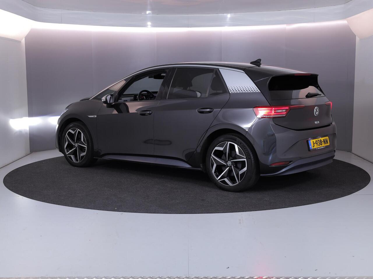 Volkswagen ID.3 First Plus 58 kWh 204pk|19'LM-velgen| Matrix LED| verwarmde voorstoelen