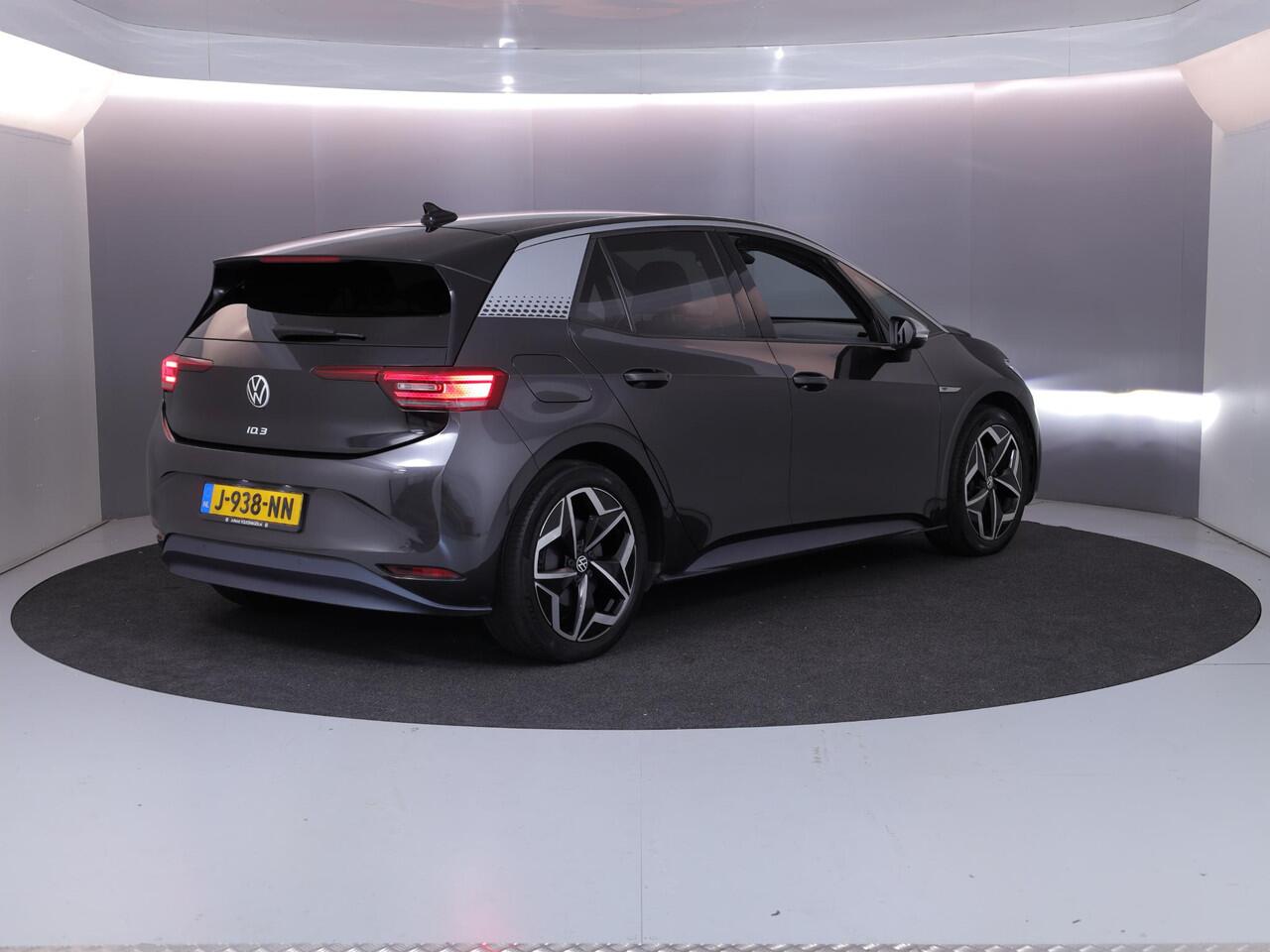 Volkswagen ID.3 First Plus 58 kWh 204pk|19'LM-velgen| Matrix LED| verwarmde voorstoelen
