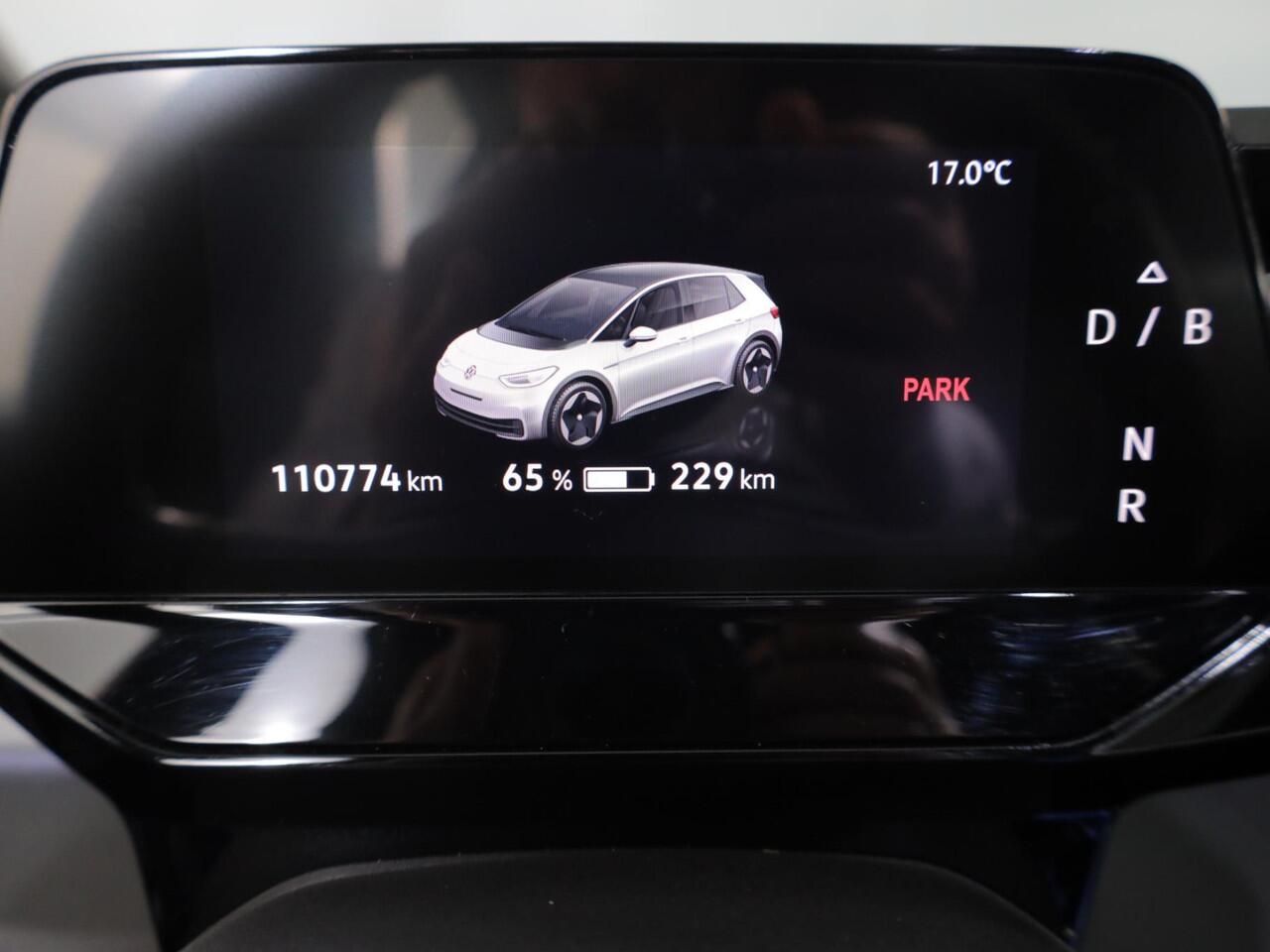 Volkswagen ID.3 First Plus 58 kWh 204pk|19'LM-velgen| Matrix LED| verwarmde voorstoelen