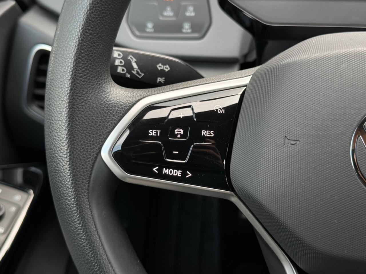 Volkswagen ID.3 LIFE 58 kWh - Navi - Apple/Android - camera - trekhaak