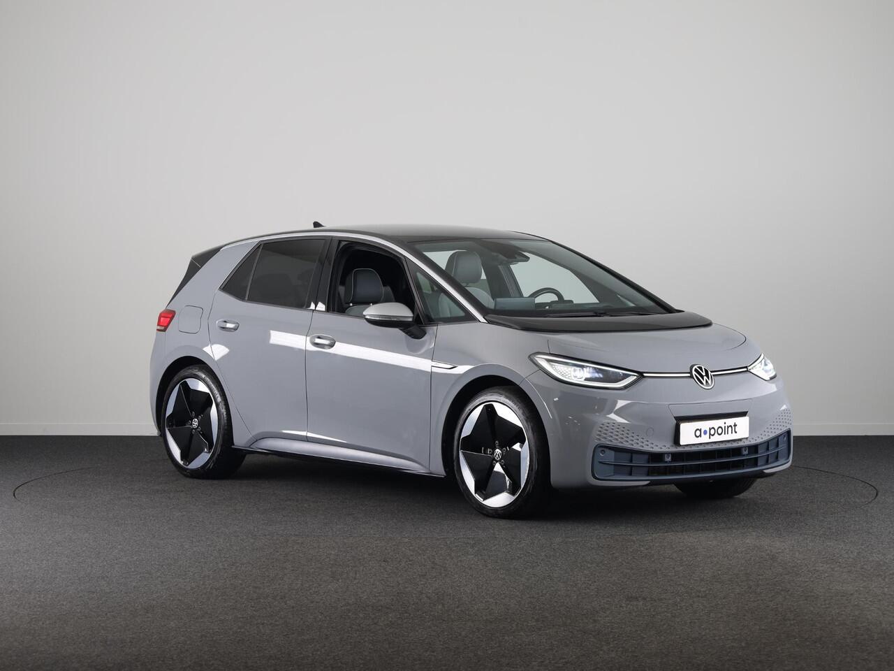 Volkswagen ID.3 First Max 58 kWh 204 PK | Navigatie | Camera | Parkeersensoren | Panoramisch dak | Bestuurderstoel met geheugen |