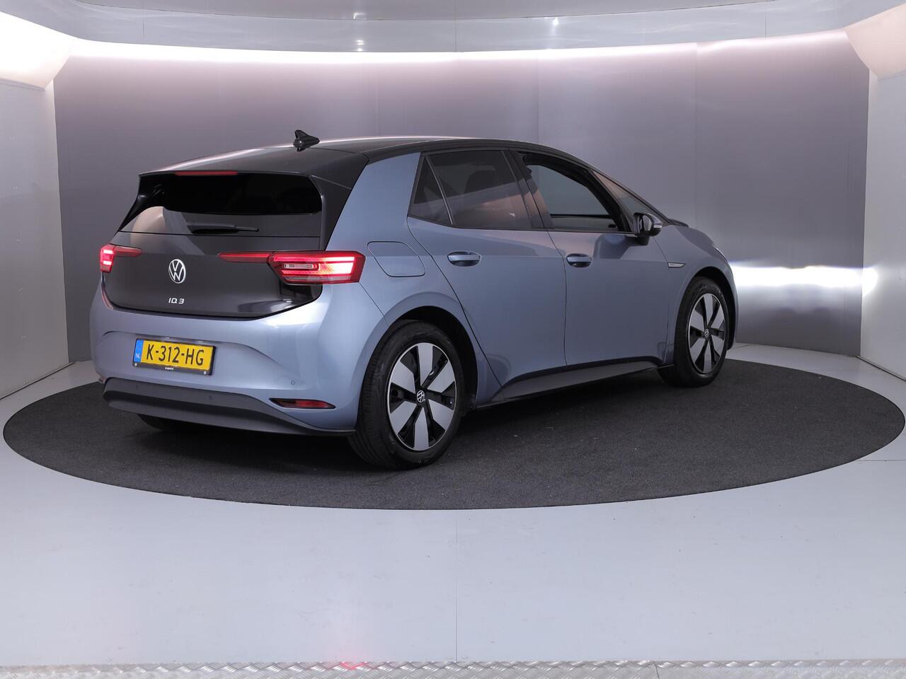 Volkswagen ID.3 Business 58 kWh 204 pk | Navigatie | Parkeersensoren | Achteruitrijcamera | Stoelverwarming | Matrix LED koplampen |