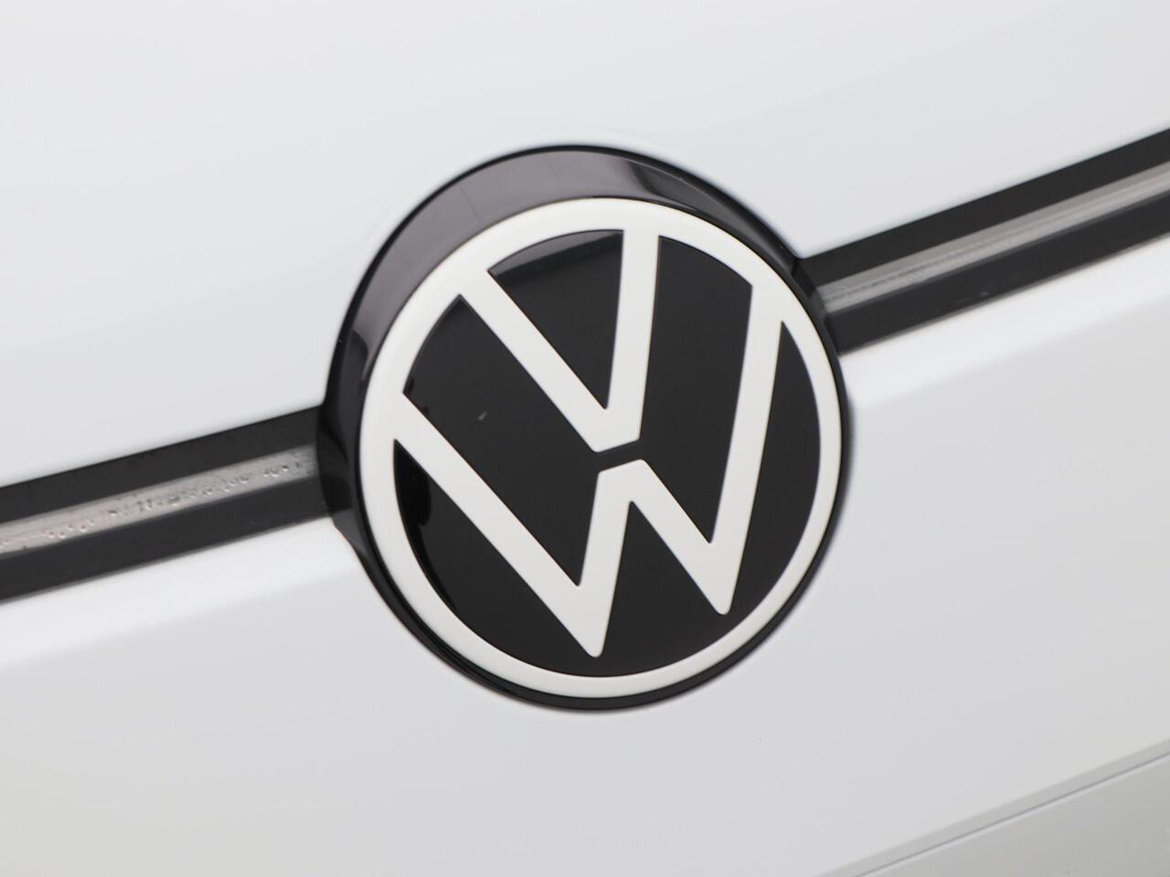 Volkswagen ID.3 First Plus 58 kWh 204 Pk Automaat | Cruise Control | Climate Control | Stoelverwarming | Camera | Carplay | 19 inch | 114.952 Km!!