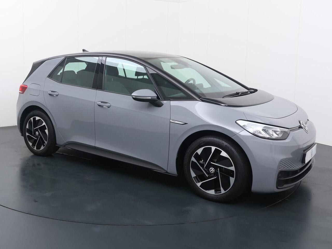 Volkswagen ID.3 Life 58 kWh | 204 PK | Navigatiesysteem | Parkeersensoren | Verwarmde voorstoelen |