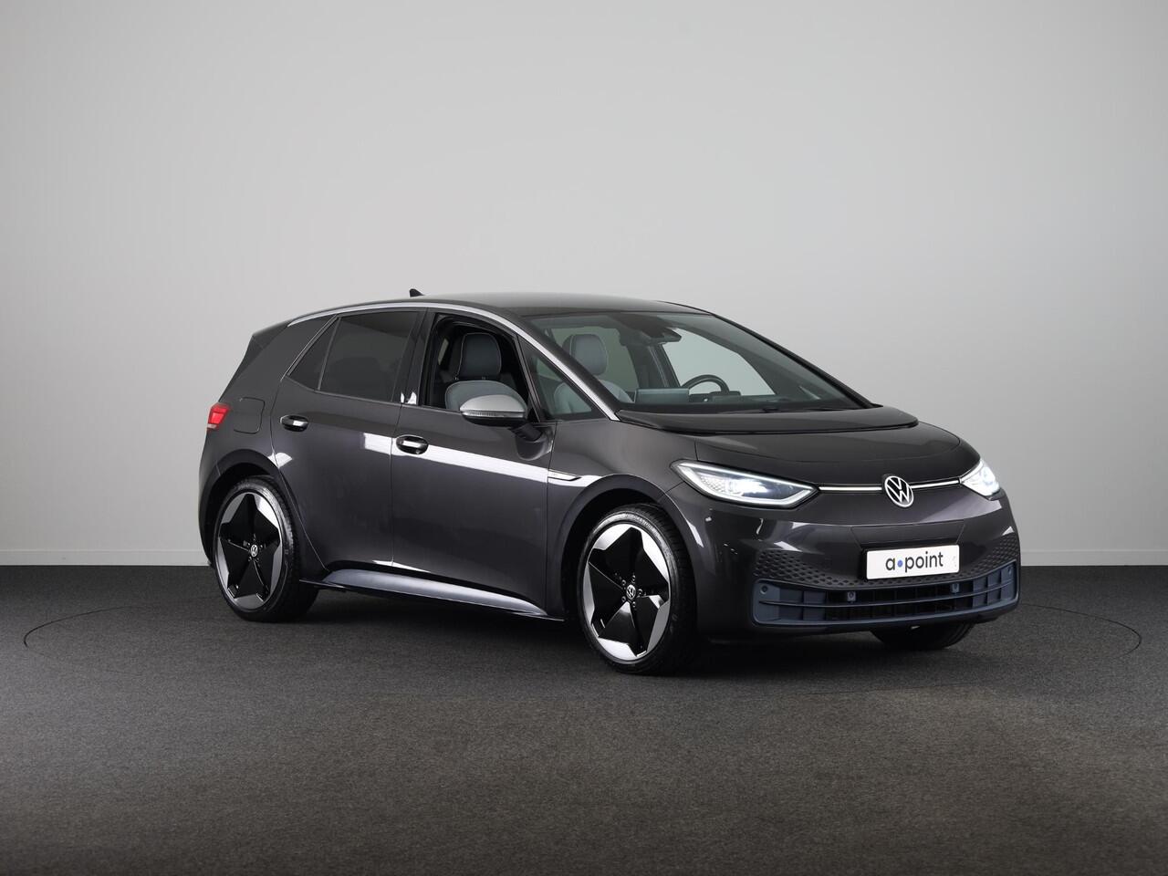 Volkswagen ID.3 First Max 58 kWh 204 pk | Navigatie | Panoramadak | Parkeersensoren | Achteruitrijcamera | Matrix LED koplampen | Stoelverwarming |