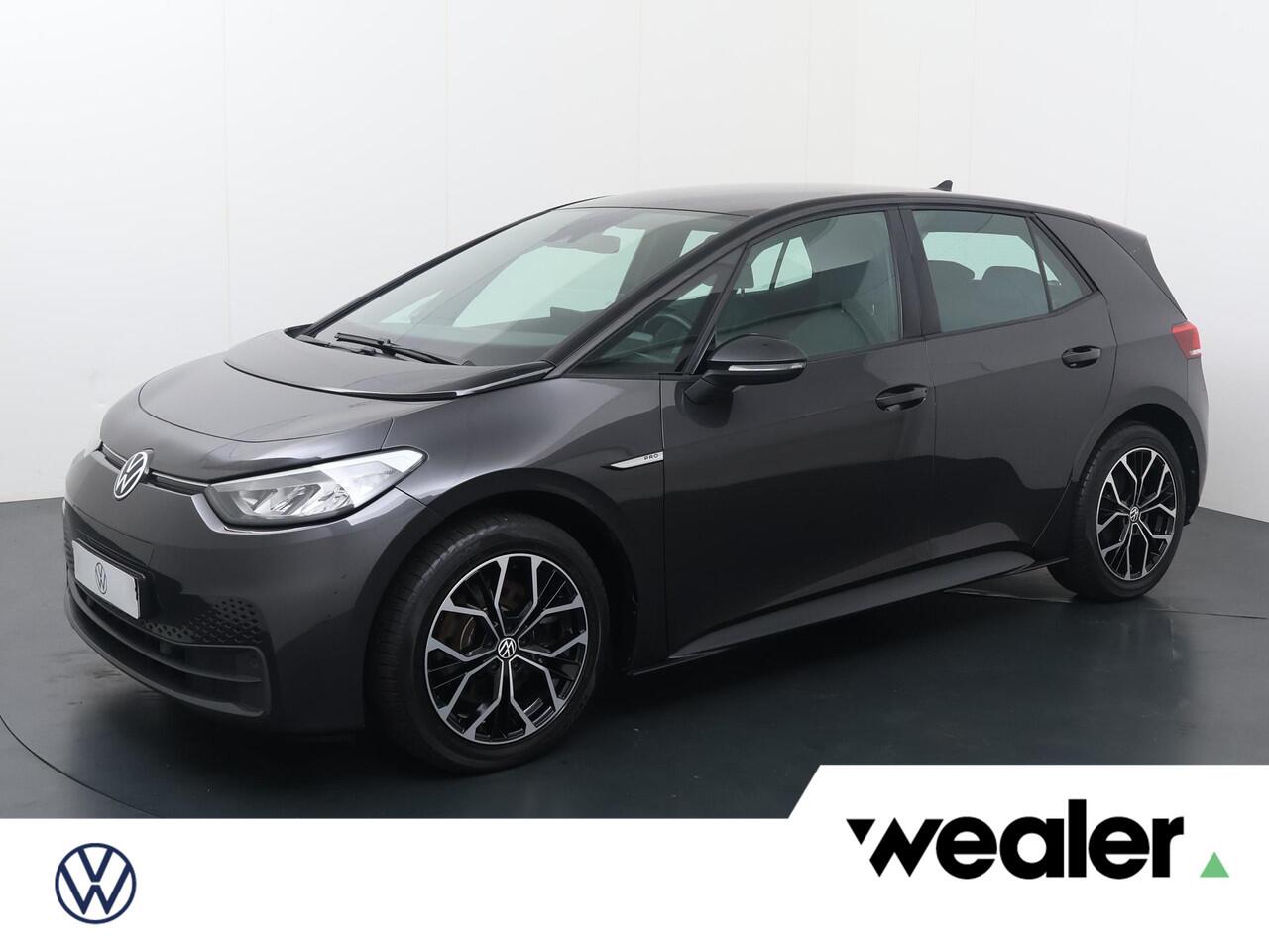 Volkswagen ID.3 Life 58 kWh | 204 PK | Climate control | Adaptive cruise control | Navigatiesysteem |