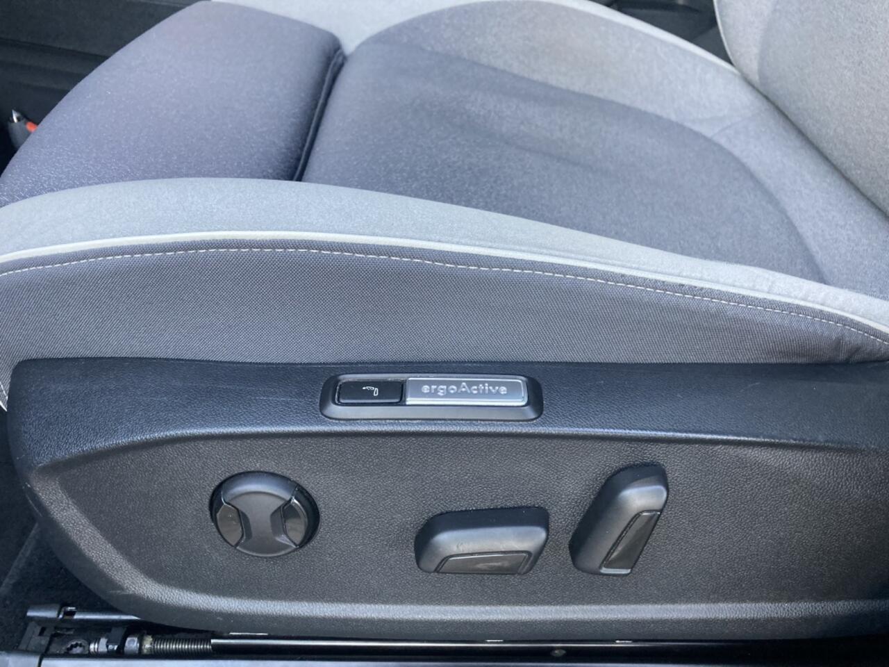 Volkswagen ID.3 First Max 58 kWh SOH 90% Panoramadak