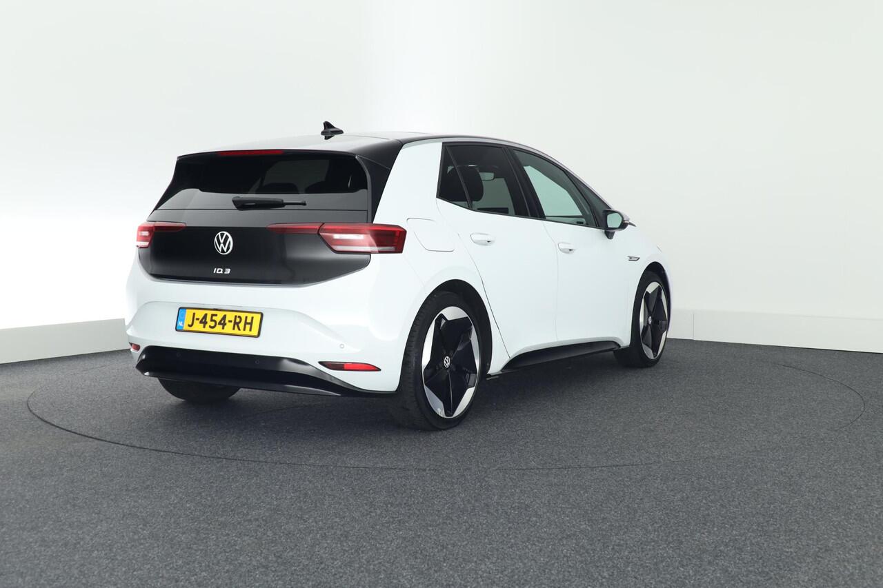 Volkswagen ID.3 First Max 58 kWh 204pk SOH 86% Steunhaak Navigatie Panoramadak Sportstoelen HUD Camera