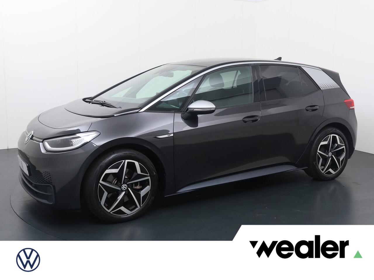 Volkswagen ID.3 First Plus 58 kWh | 204 PK | SoH 88% | Trekhaak | Lederen bekleding | Matrix LED koplampen | Adaptive cruise control |