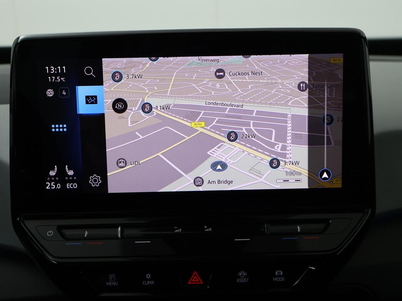Volkswagen ID.3 First Plus 58 kWh | 204 PK | SoH 88% | Trekhaak | Lederen bekleding | Matrix LED koplampen | Adaptive cruise control |