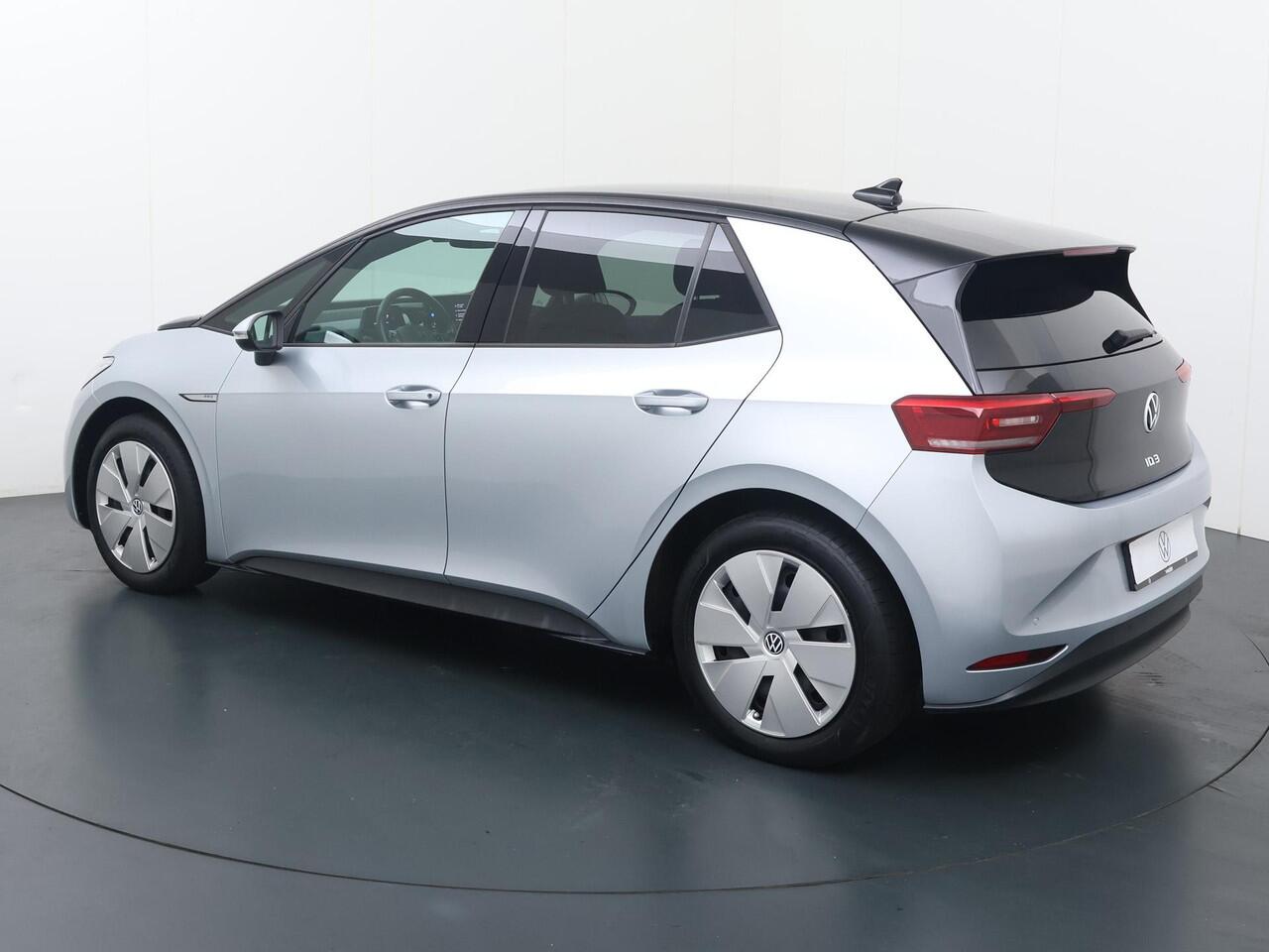 Volkswagen ID.3 Business 58 kWh | 204 PK | Matrix LED koplampen | Adaptive cruise control | Verwarmde voorstoelen | Apple Carplay/Android Auto |