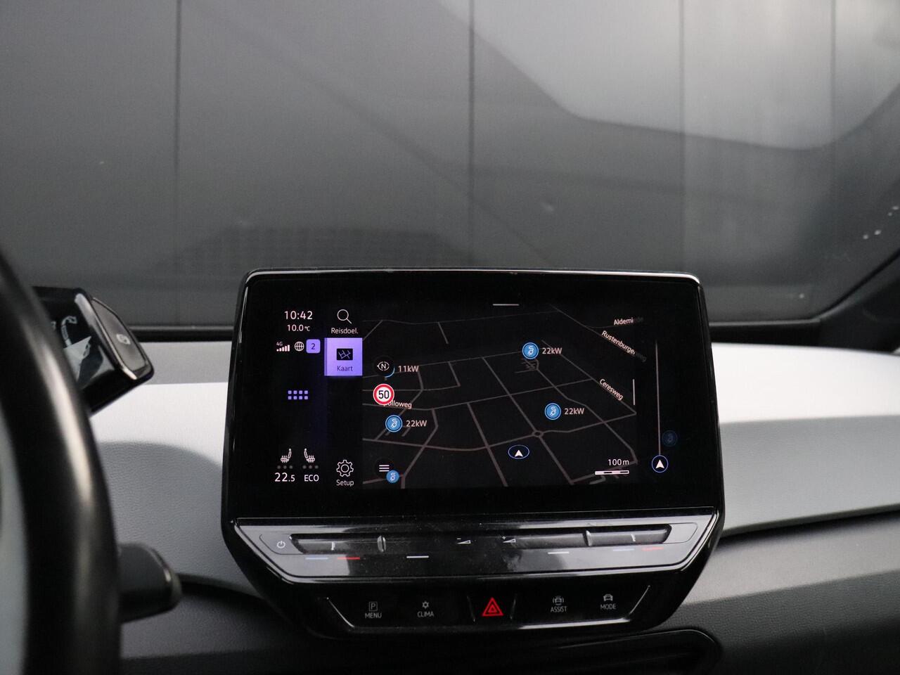 Volkswagen ID.3 First Plus 58 kWh | CAMERA | SOH 93,7% | CRUISE | NAVI | APPLE CARPLAY | STOEL/STUURVERW. |