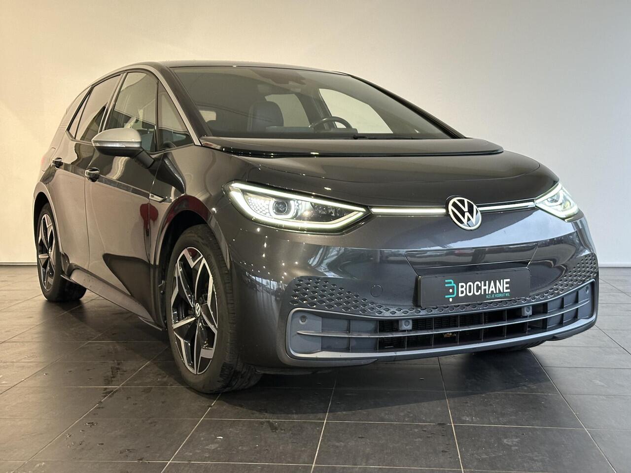 Volkswagen ID.3 First Plus 58 kWh SOH 94 % | NAVIGATIE | ACHTERUITRIJCAMERA | PARKEERSENSOREN VOOR-/ACHTER | APPLE CARPLAY/ANDROID AUTO