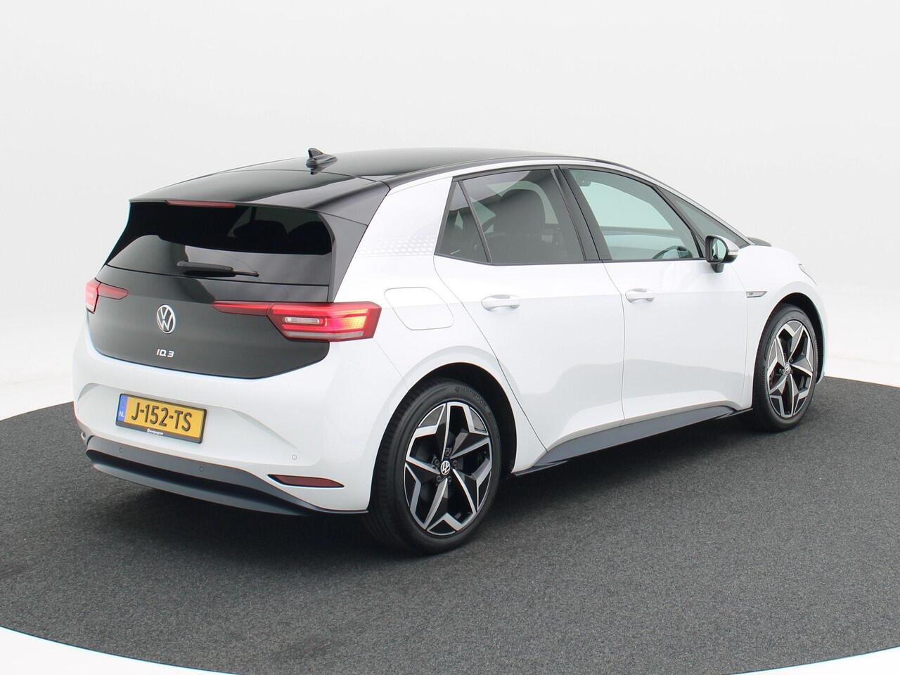 Volkswagen ID.3 First Plus 58 kWh 204 Pk Automaat | Adaptive Cruise | Climate Control | Stoelverwarming | Navigatie | Camera | Carplay | 19 inch | 124.915 Km!!