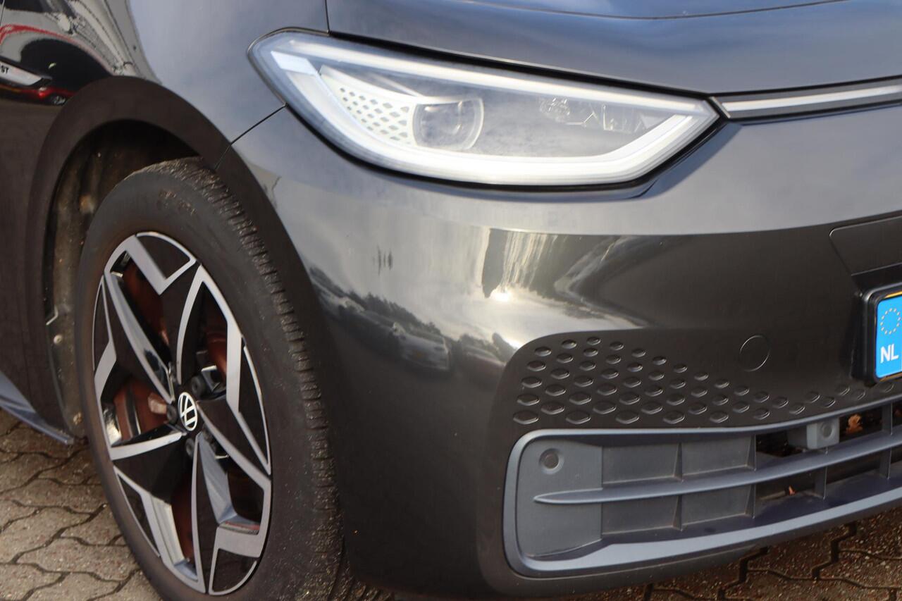 Volkswagen ID.3 First Plus 58 kWh (BTW Auto), 92,3% SOH, Climate control, Camera, Trekhaak, Adaptieve cruise control, BTW Auto