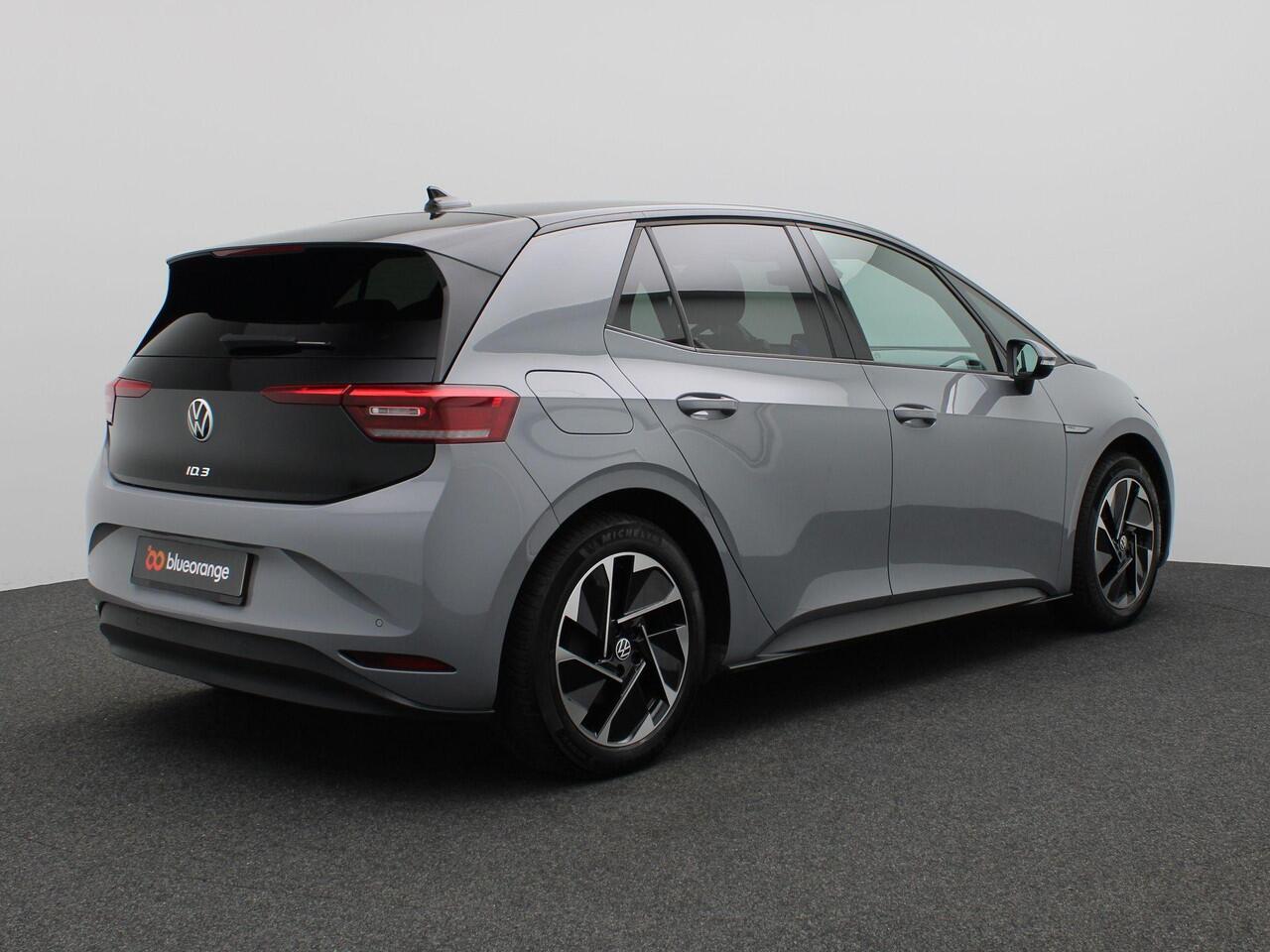 Volkswagen ID.3 Pro 58 kWh 204PK Aut. SOH 89%, Warmtepomp, Matrix LED-Verlichting, Stoel-Stuurverwarming, Keyless, Achteruitrijcamera, Navi, 18" LM Velgen