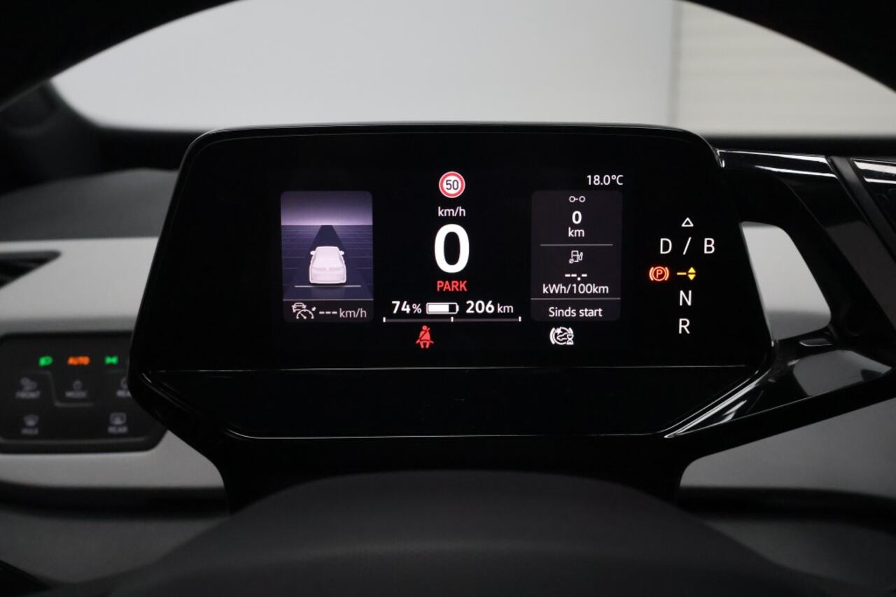Volkswagen ID.3 First Plus 58 kWh | Matrix | Navigatie | Camera