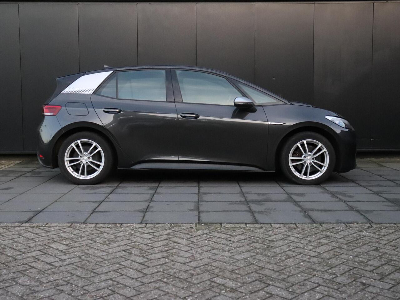 Volkswagen ID.3 First 58 kWh | PDC | SOH 93% | CRUISE | NAVI | APPLE CARPLAY | STOEL/STUURVERW. |