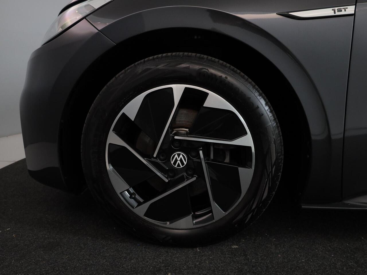 Volkswagen ID.3 First 58 kWh 93% SOH | 204 pk | Navigatie | Parkeersensoren | Adaptieve cruise control | Stoelverwarming | Apple Carplay/Android Auto | 93% SOH