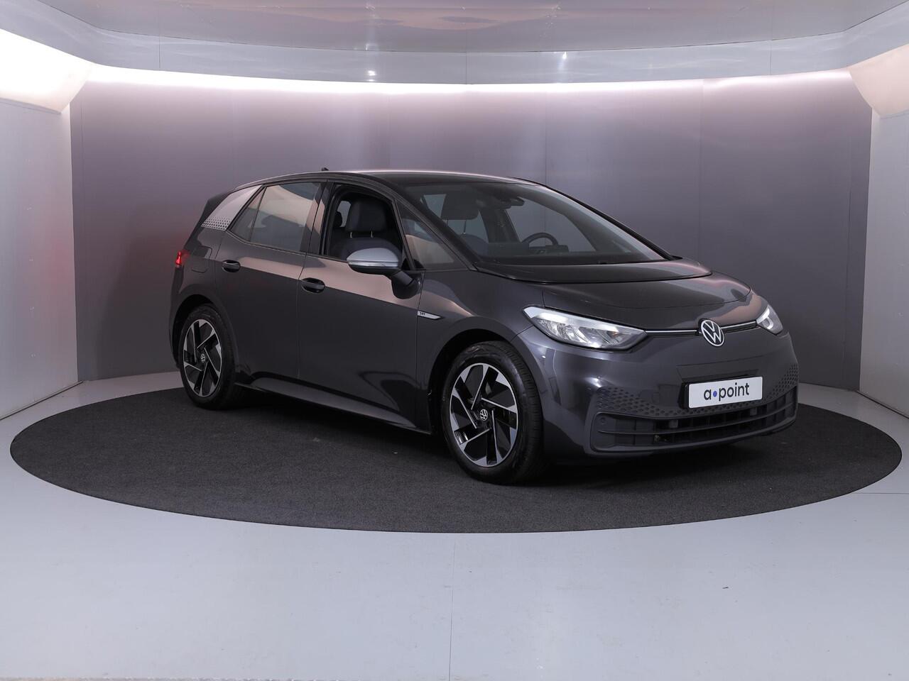 Volkswagen ID.3 First 58 kWh 93% SOH | 204 pk | Navigatie | Parkeersensoren | Adaptieve cruise control | Stoelverwarming | Apple Carplay/Android Auto | 93% SOH
