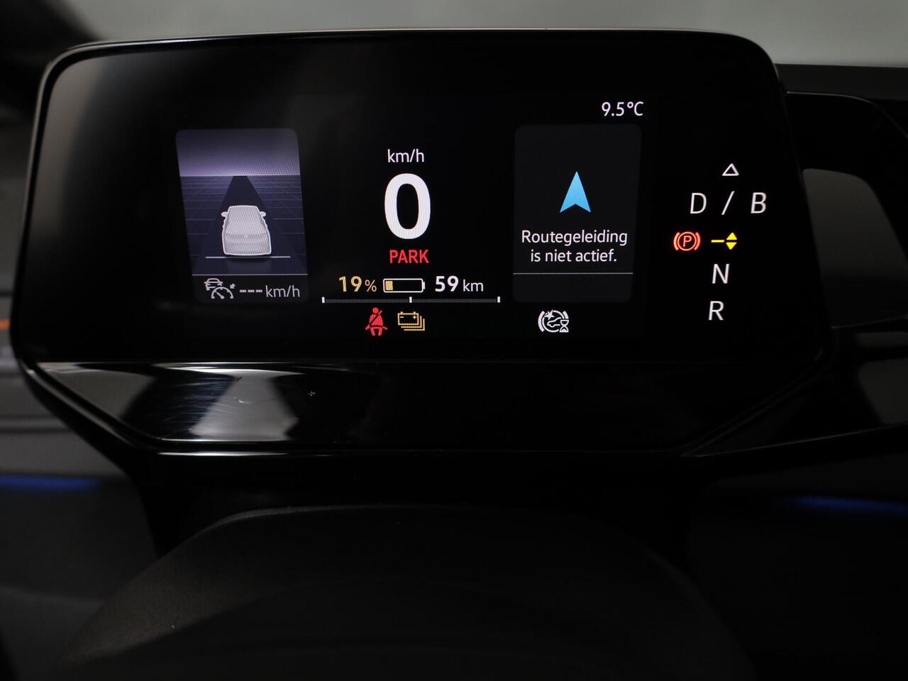 Volkswagen ID.3 First 58 kWh 93% SOH | 204 pk | Navigatie | Parkeersensoren | Adaptieve cruise control | Stoelverwarming | Apple Carplay/Android Auto | 93% SOH